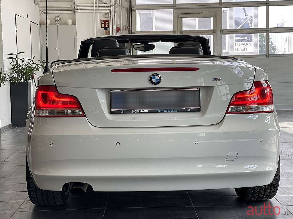 2011' BMW 1Er-Reihe photo #6