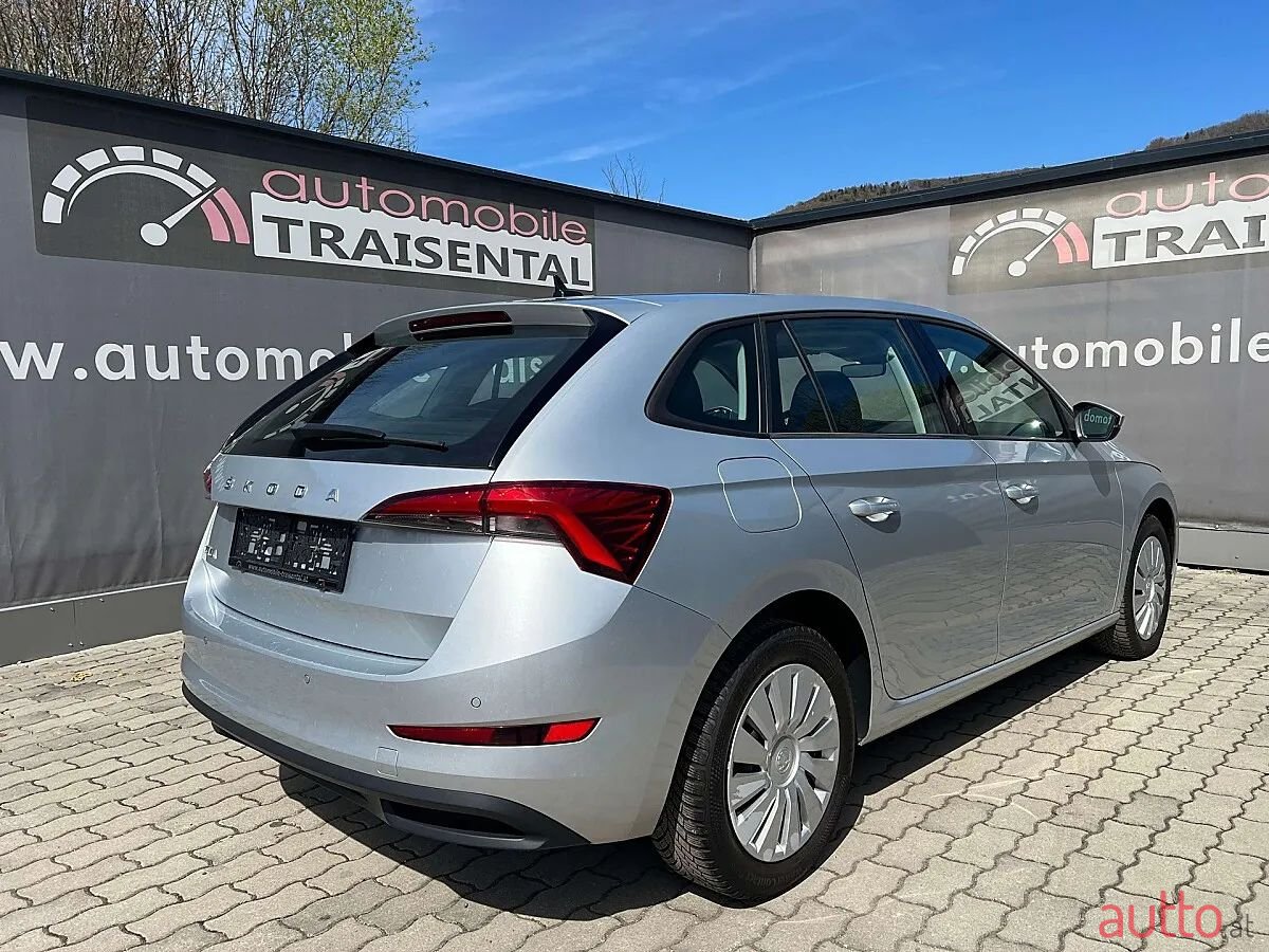 2019' Skoda Scala photo #4