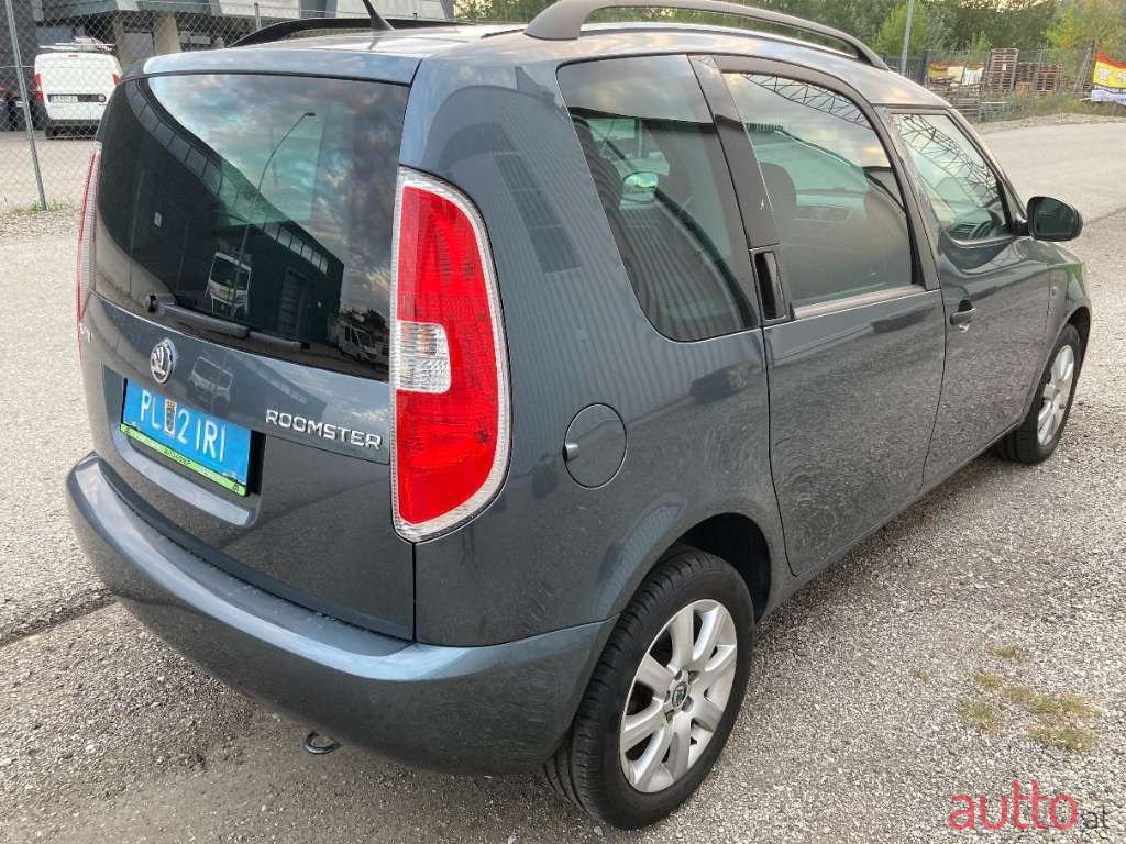 2015' Skoda Roomster photo #5