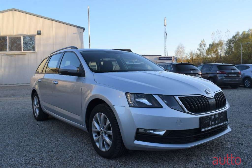 2017' Skoda Octavia photo #4