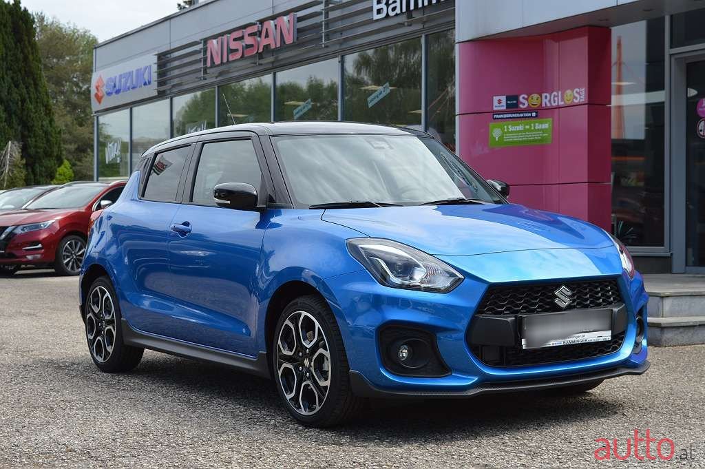 2023' Suzuki Swift photo #3