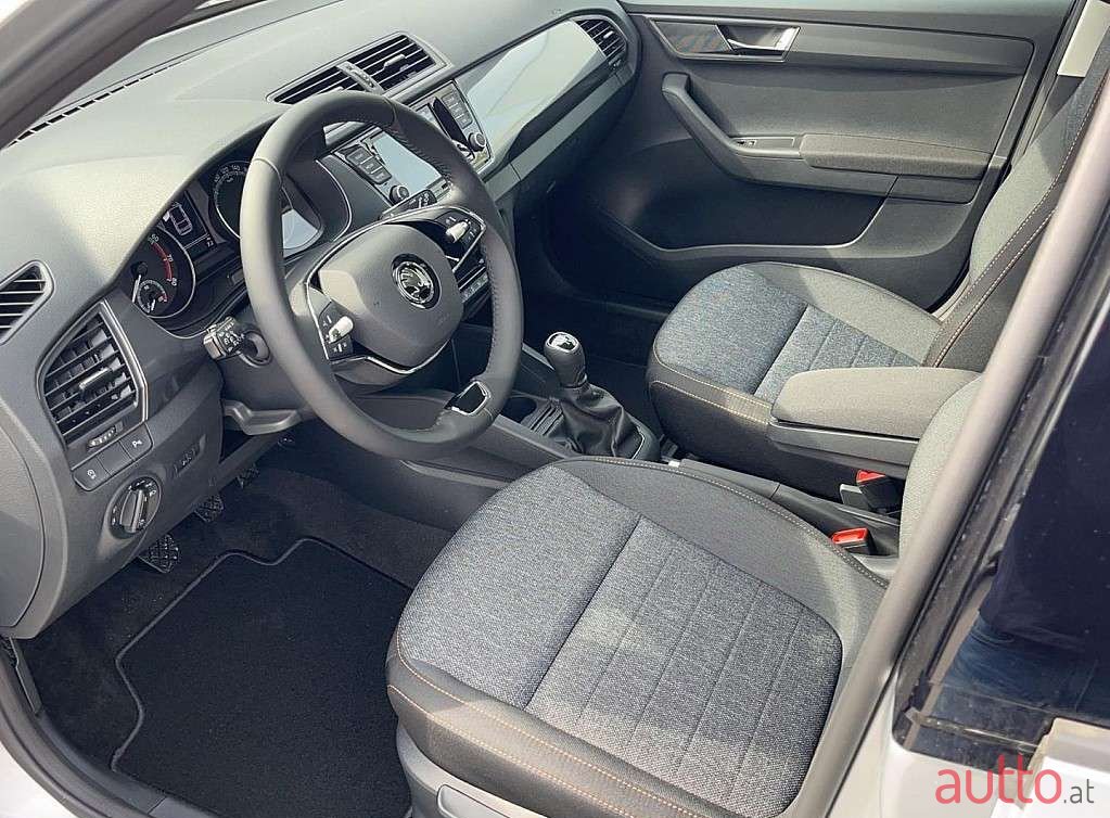 2023' Skoda Fabia photo #6
