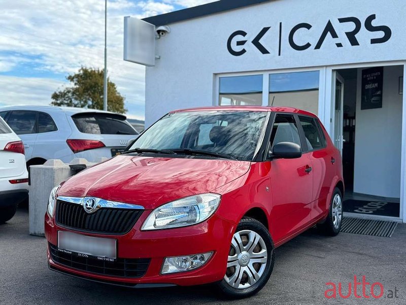 2014' Skoda Fabia photo #1