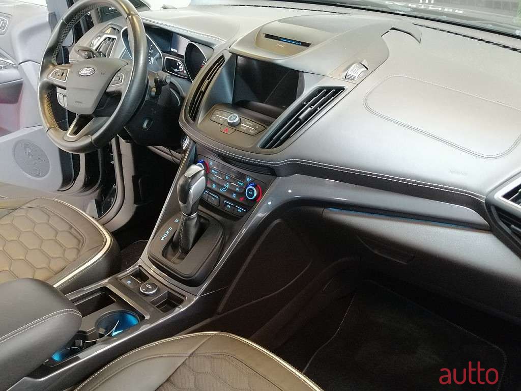 2017' Ford Kuga photo #6