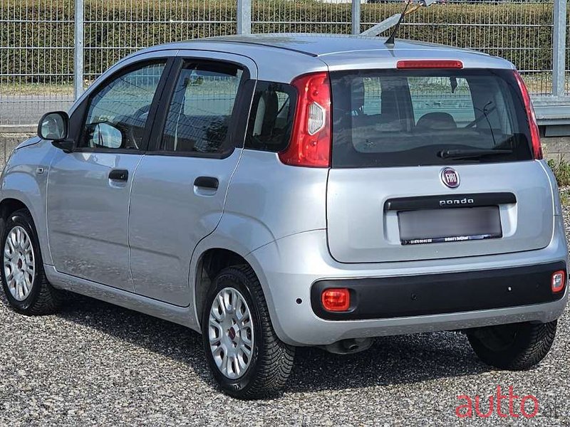 2014' Fiat Panda photo #6