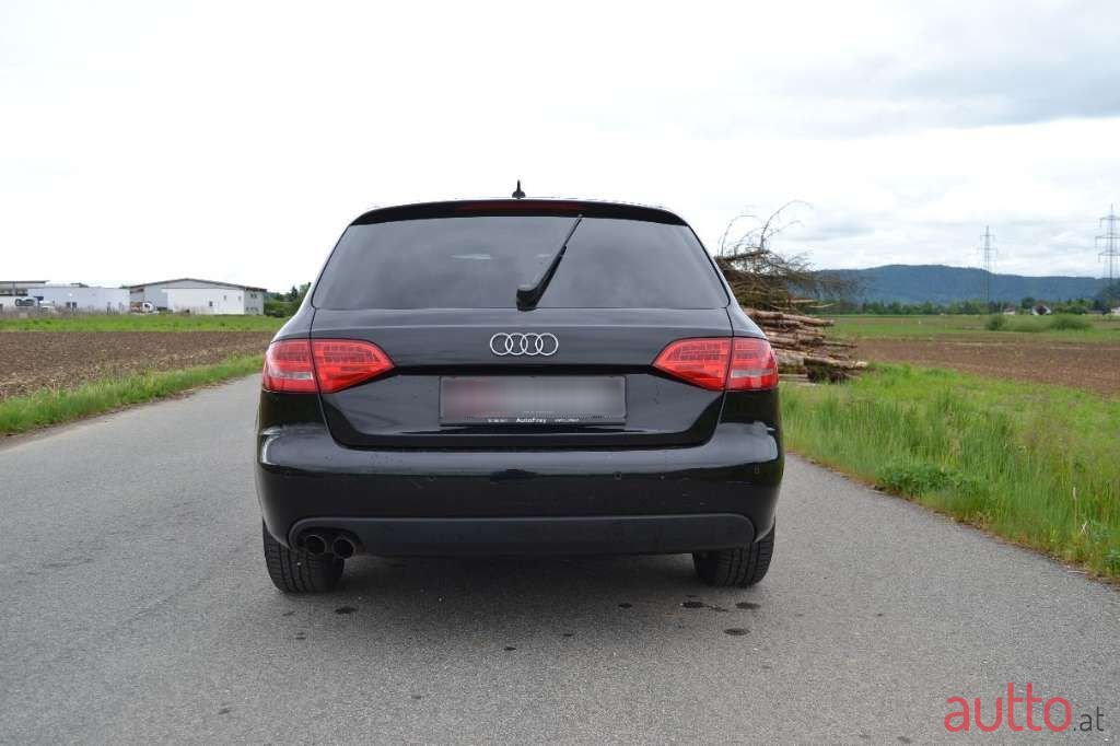 2011' Audi A4 photo #6