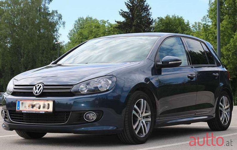 2012' Volkswagen Golf photo #1