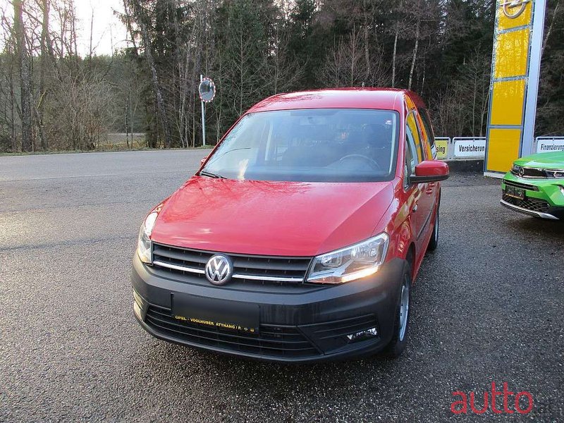 2017' Volkswagen Caddy photo #5