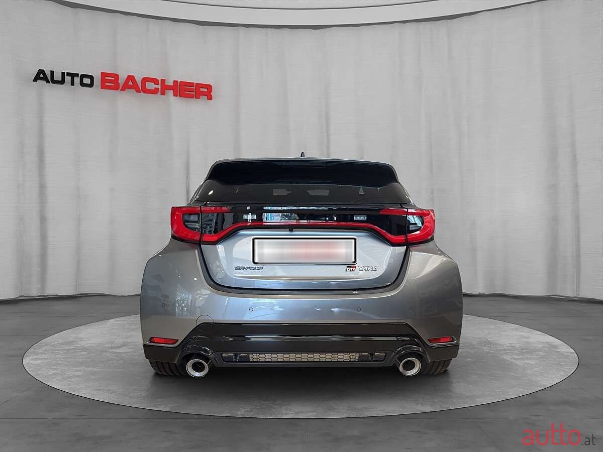 2024' Toyota Yaris photo #4