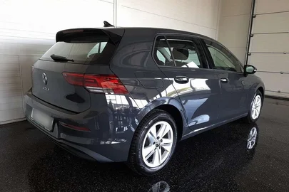 2022' Volkswagen Golf