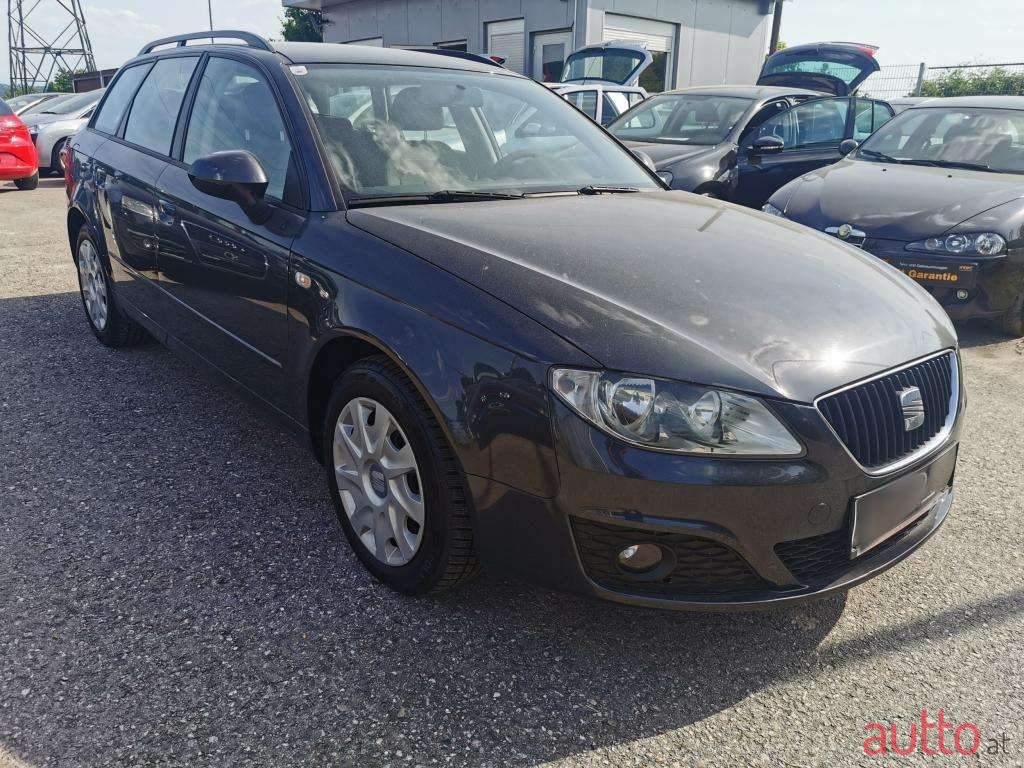 2011' SEAT Exeo photo #1