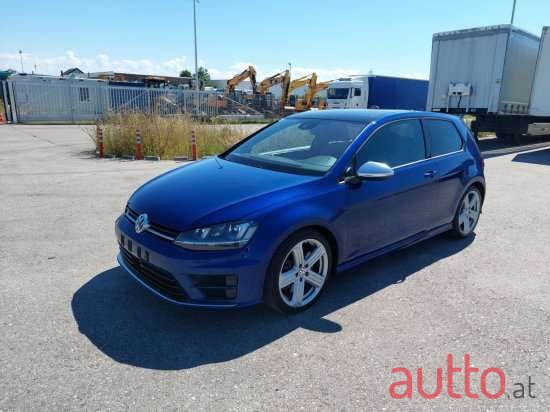 2016' Volkswagen Golf photo #4