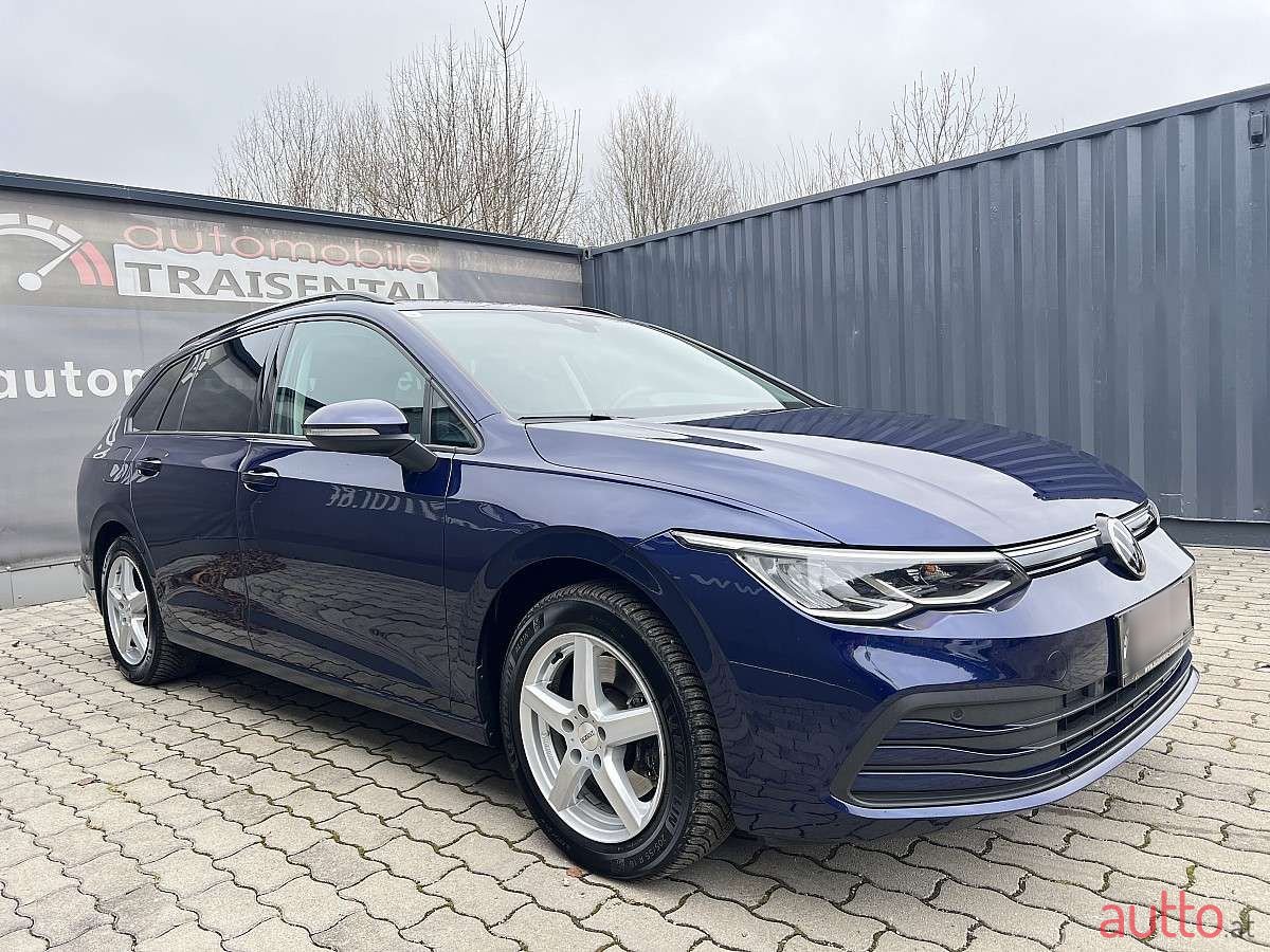 2022' Volkswagen Golf photo #3
