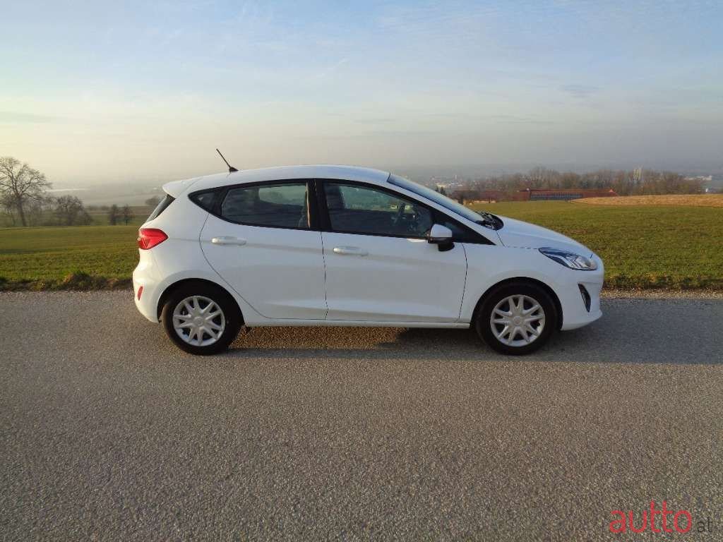 2017' Ford Fiesta photo #3