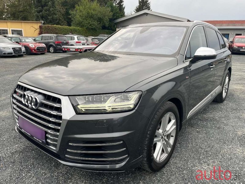 2017' Audi Q7 photo #3