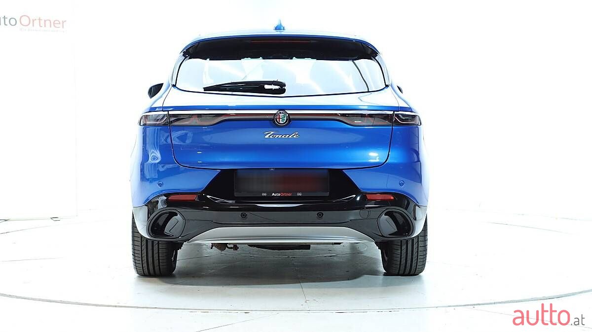 2023' Alfa Romeo Tonale photo #5