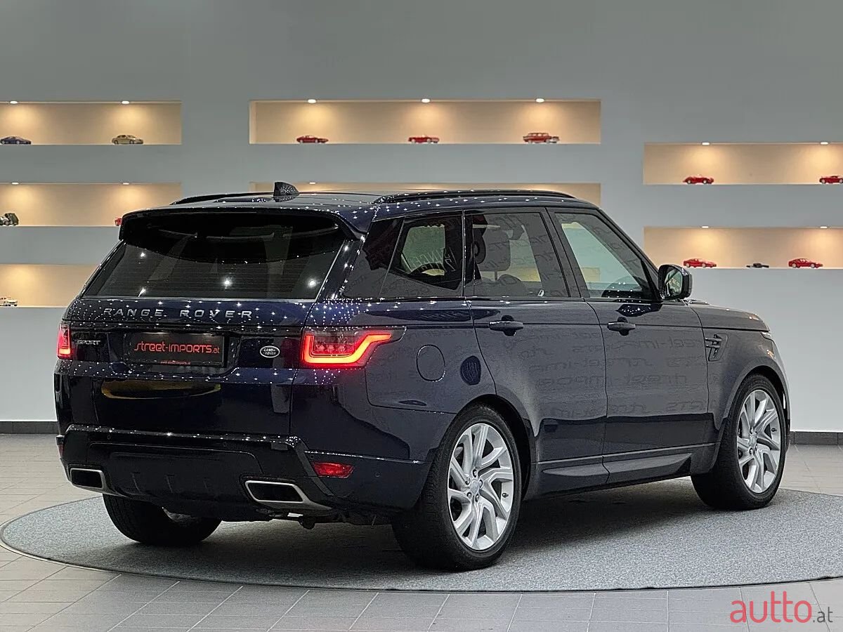 2019' Land Rover Range Rover Sport photo #4