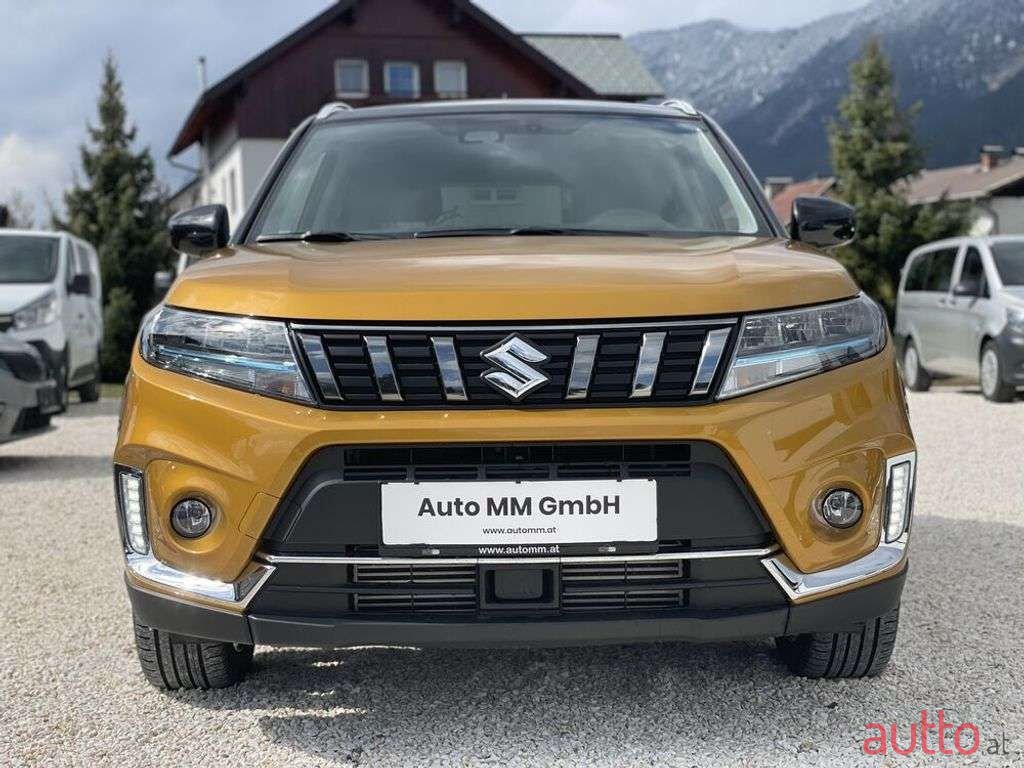 2021' Suzuki Vitara photo #3