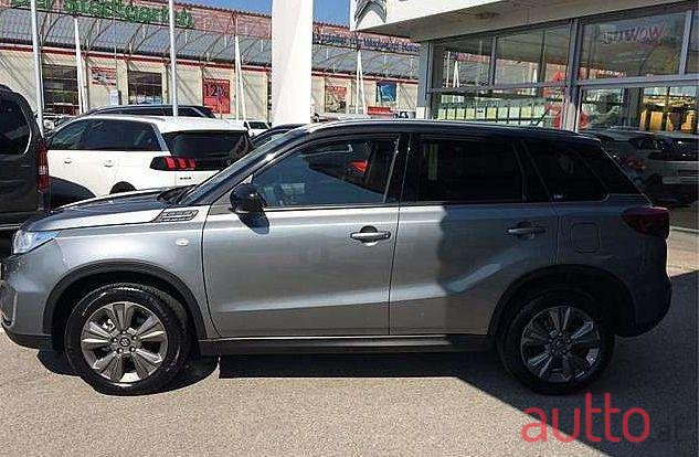 2019' Suzuki Vitara photo #1