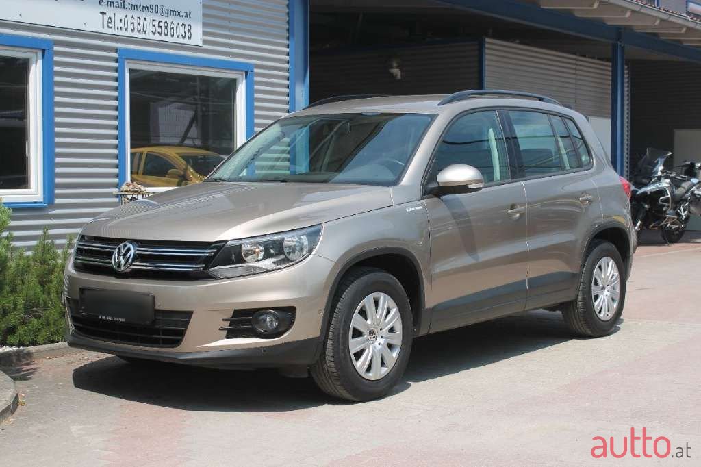 2014' Volkswagen Tiguan photo #2