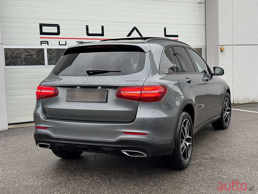 2017' Mercedes-Benz Glc-Klasse photo #4