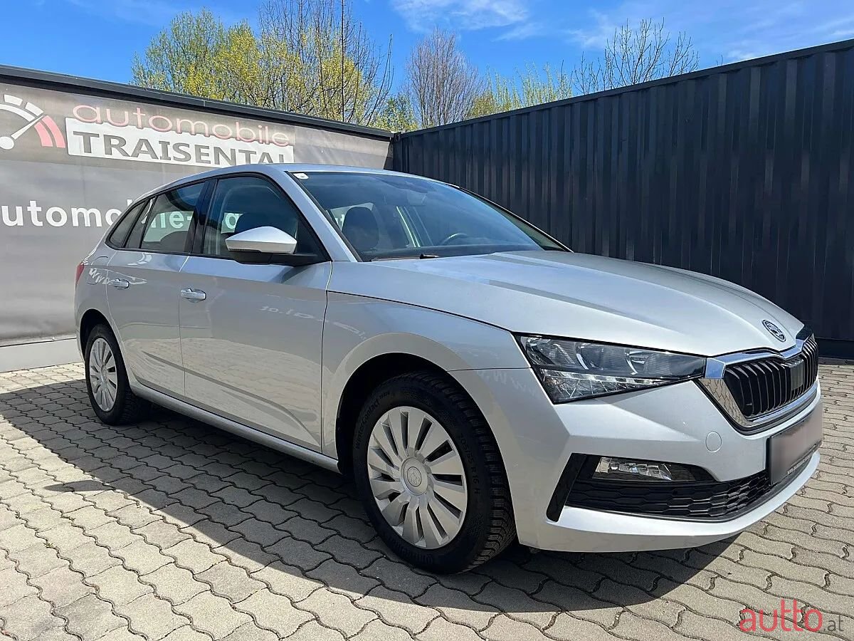 2019' Skoda Scala photo #3