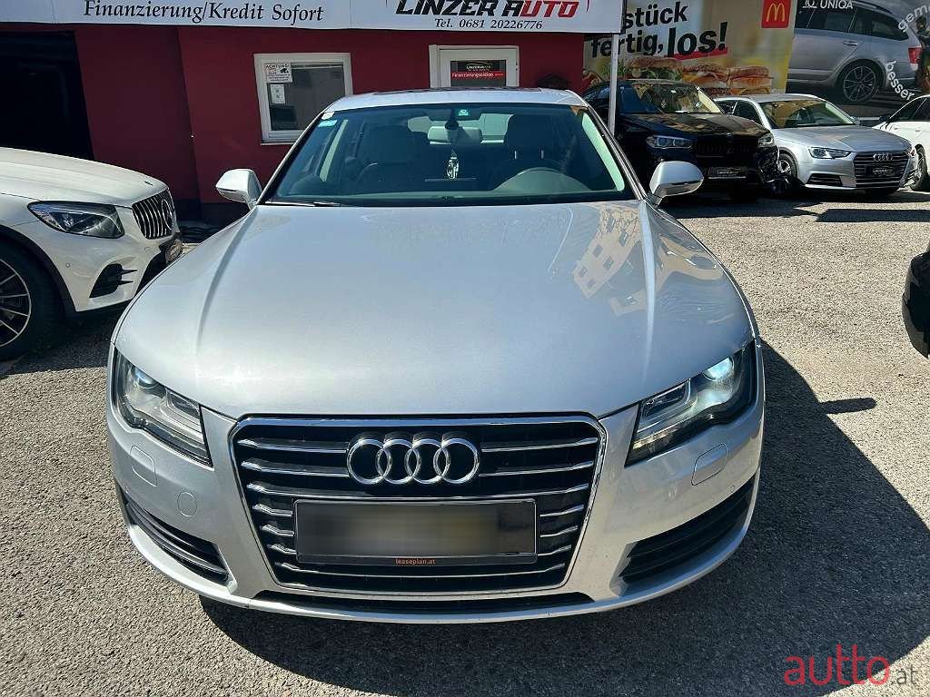 2011' Audi A7 photo #2