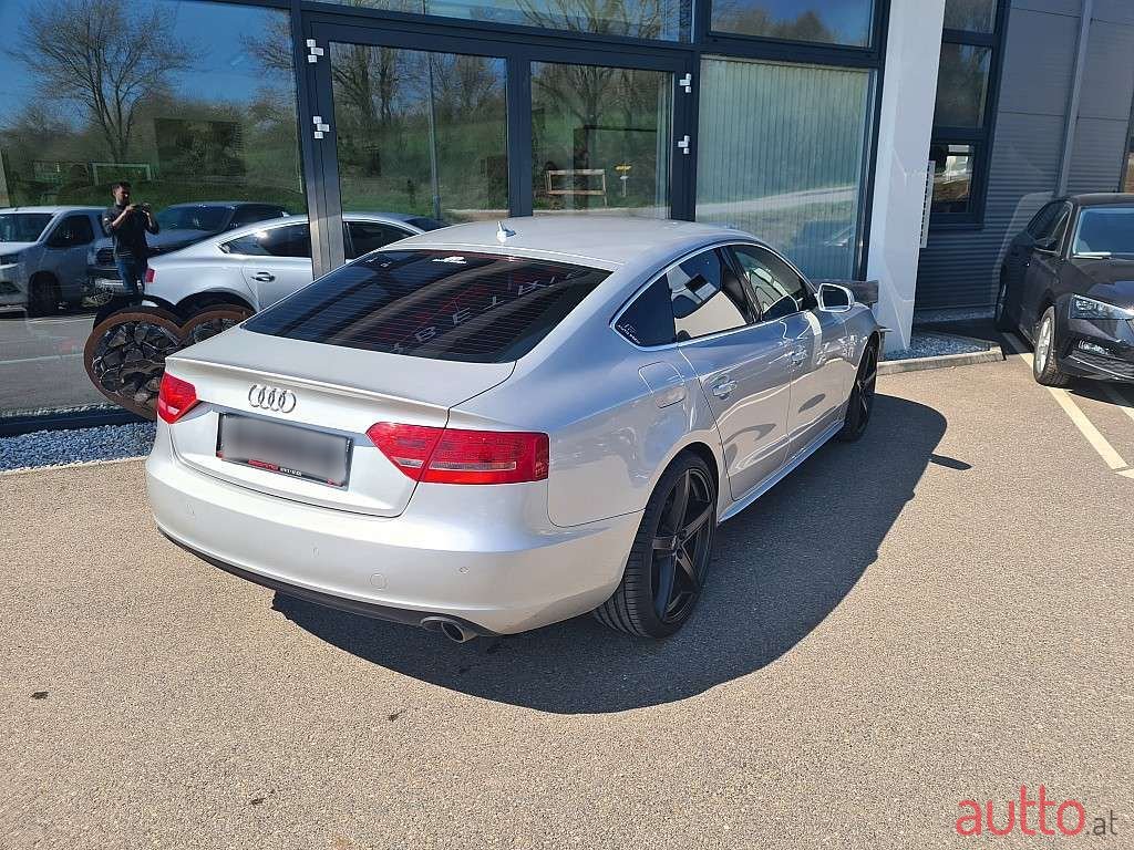 2010' Audi A5 photo #5