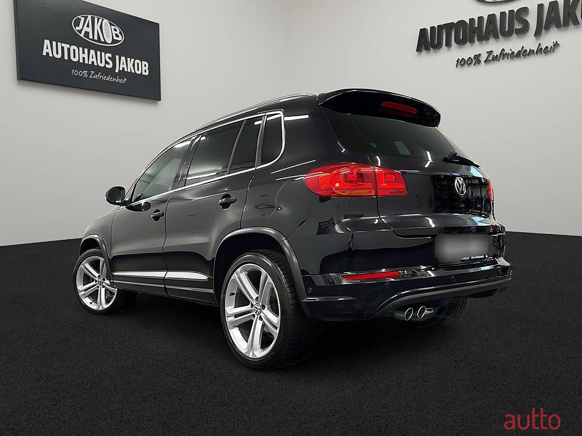 2014' Volkswagen Tiguan photo #4