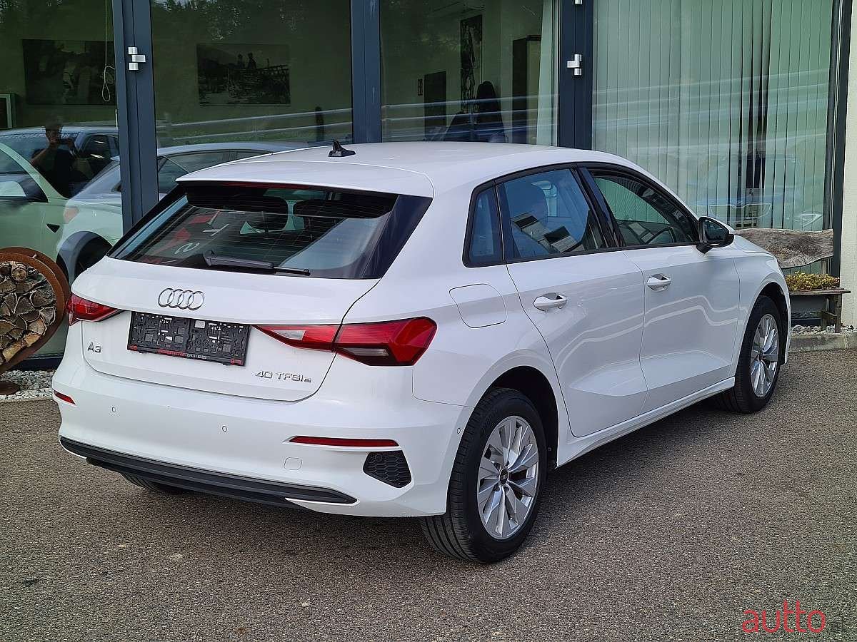 2022' Audi A3 photo #4