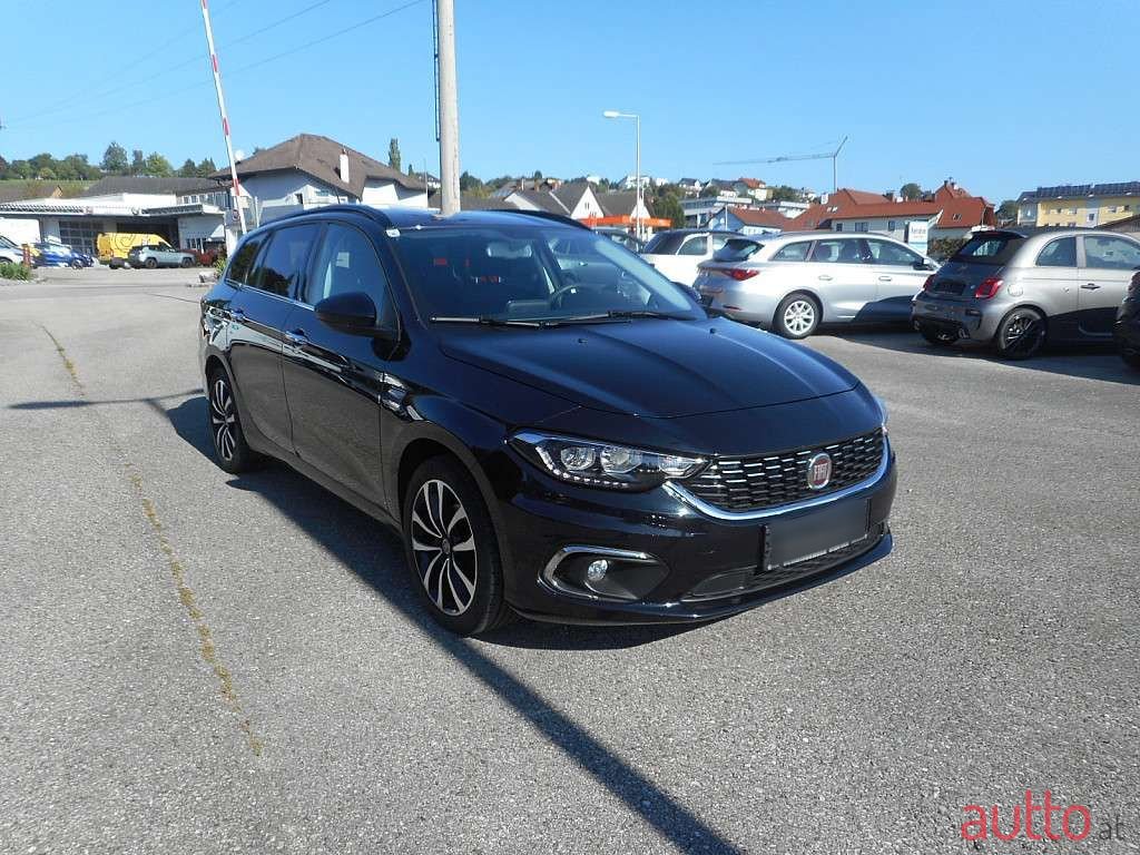 2018' Fiat Tipo photo #2