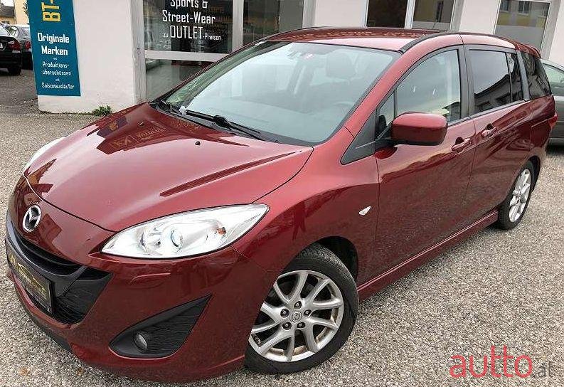 2011' Mazda Mazda5 photo #1