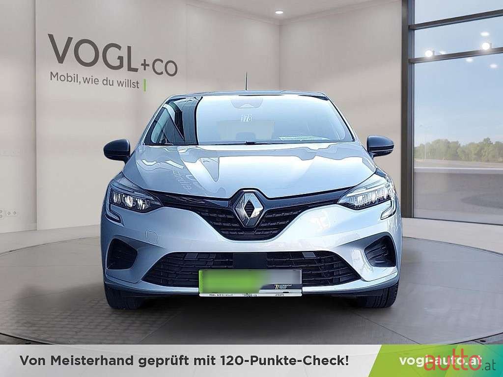 2022' Renault Clio photo #5