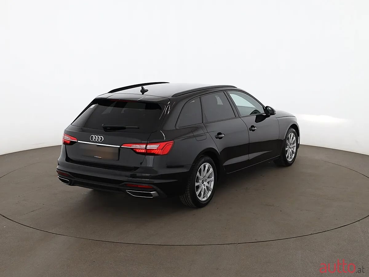 2022' Audi A4 photo #2