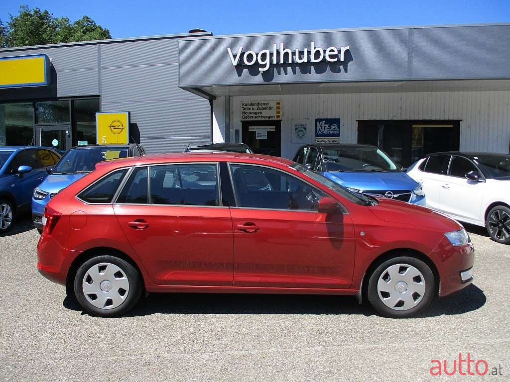 2014' Skoda Rapid photo #3