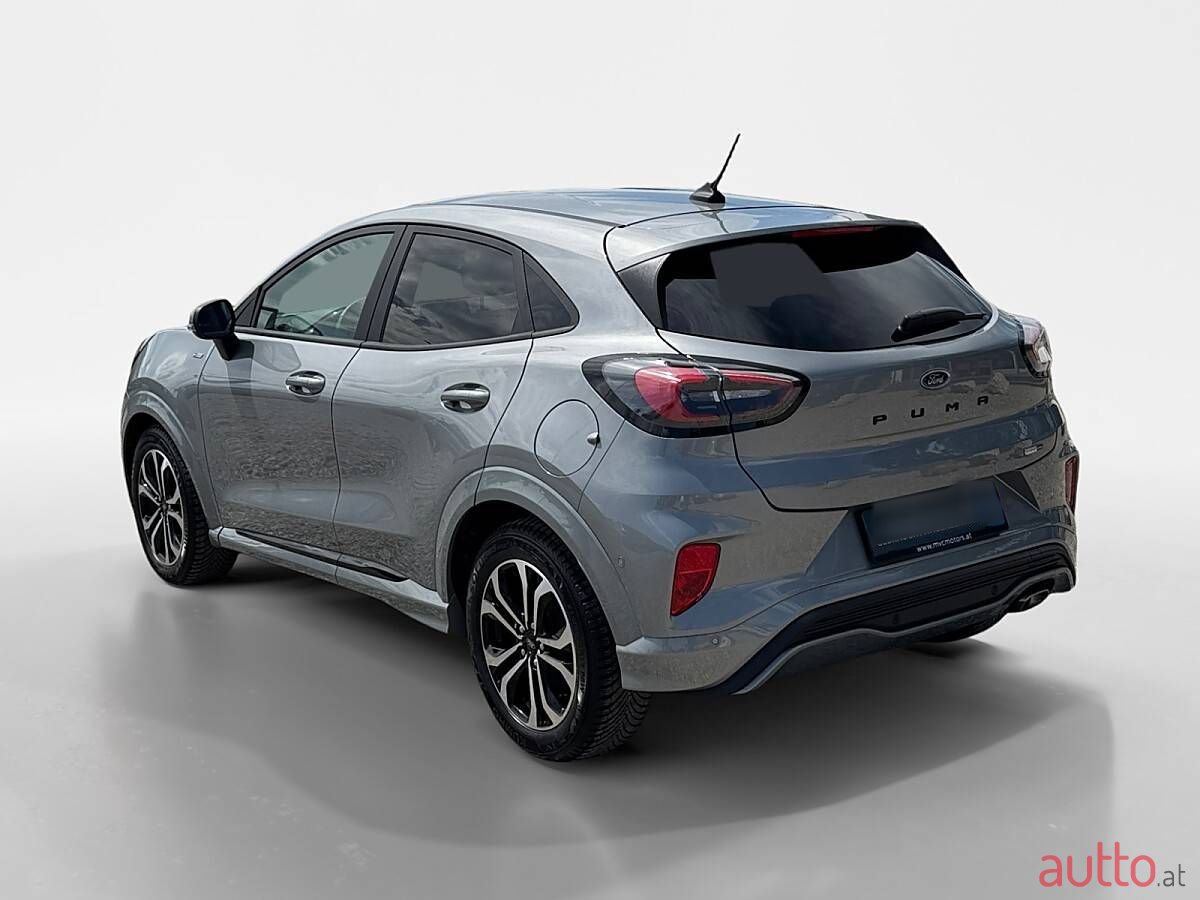 2023' Ford Puma photo #2