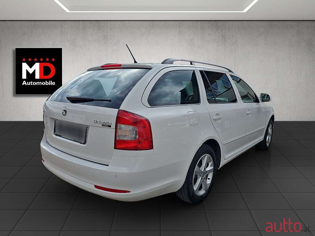 2012' Skoda Octavia photo #6