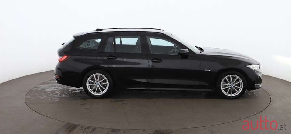 2022' BMW 3Er-Reihe photo #3