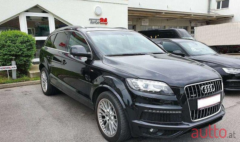 2013' Audi Q7 photo #1