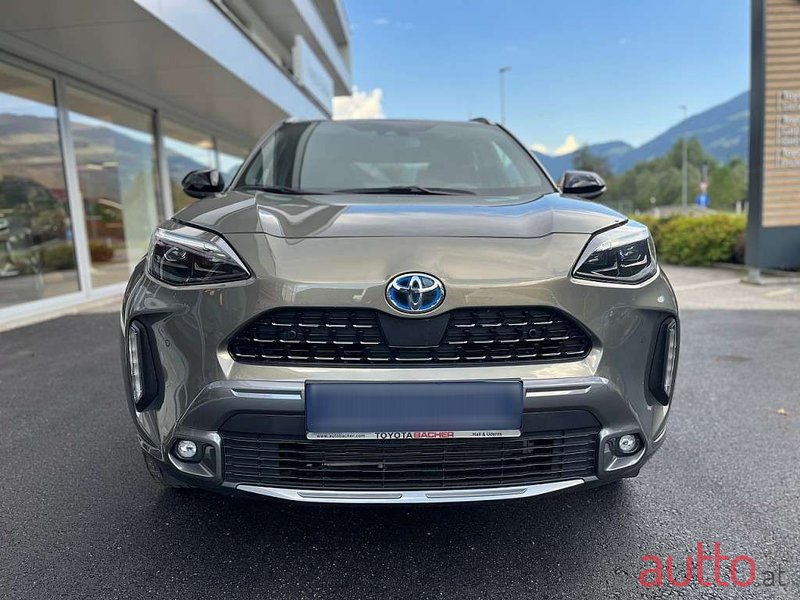 2022' Toyota Yaris Cross photo #2