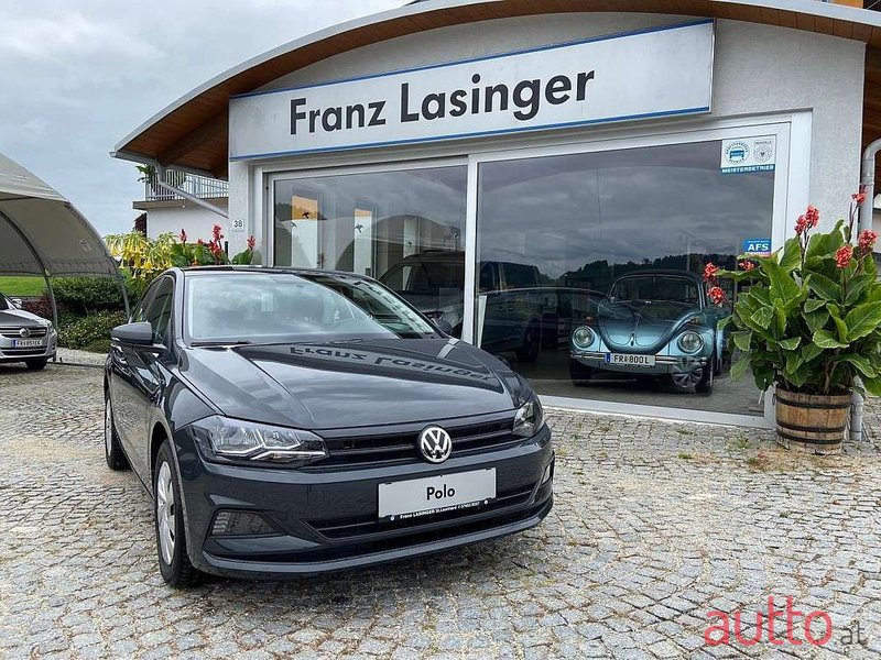 2019' Volkswagen Polo photo #2