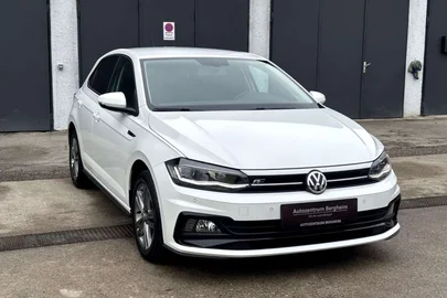 2019' Volkswagen Polo