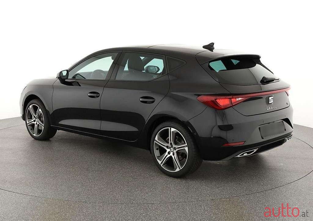 2024' SEAT Leon photo #3