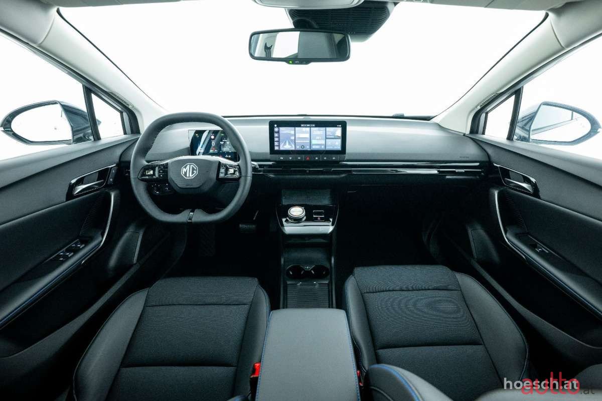 2023' MG MG4 photo #3