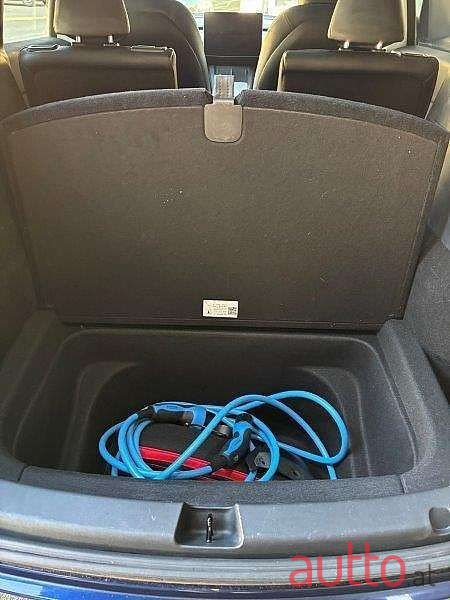 2022' Tesla Model Y photo #4