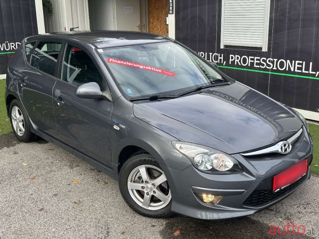 2010' Hyundai i30 photo #4