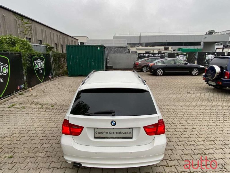 2009' BMW 3Er-Reihe photo #5