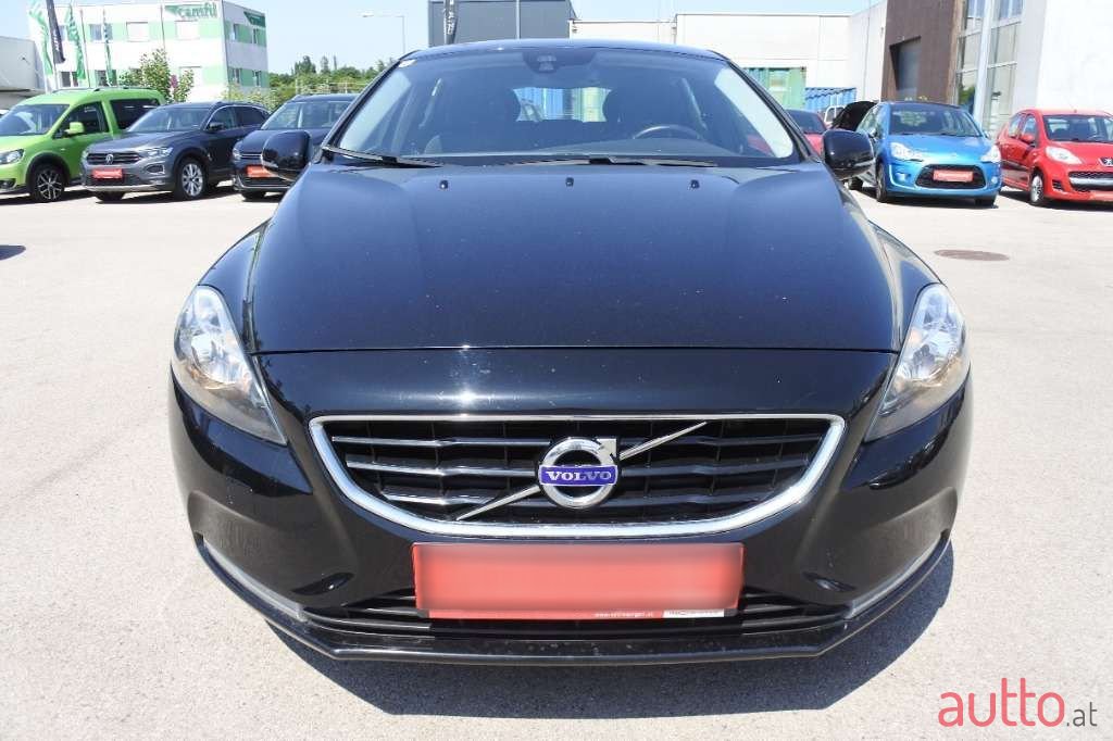 2014' Volvo V40 photo #5