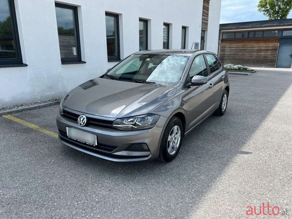 2019' Volkswagen Polo photo #1
