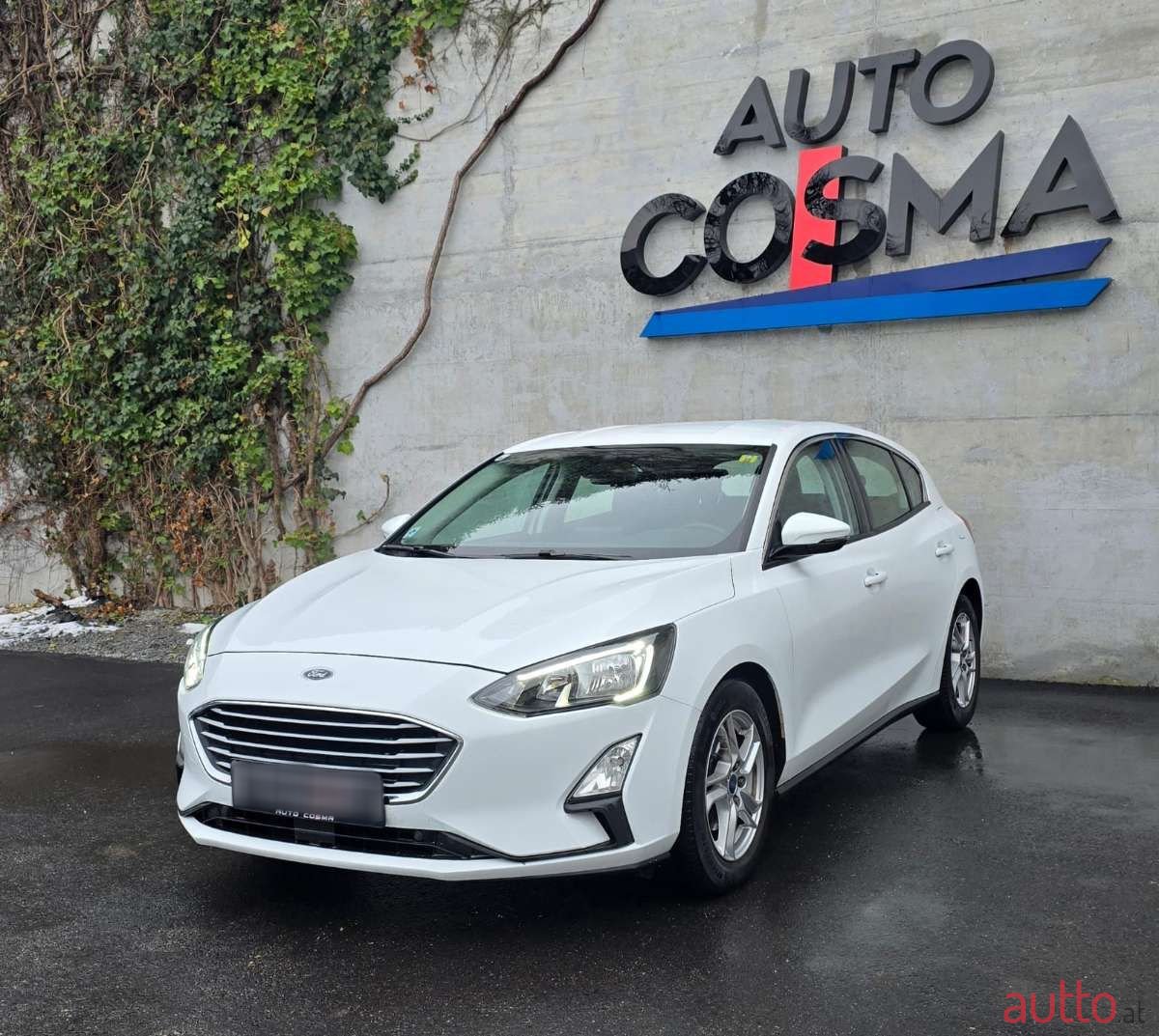 2020' Ford Focus photo #1